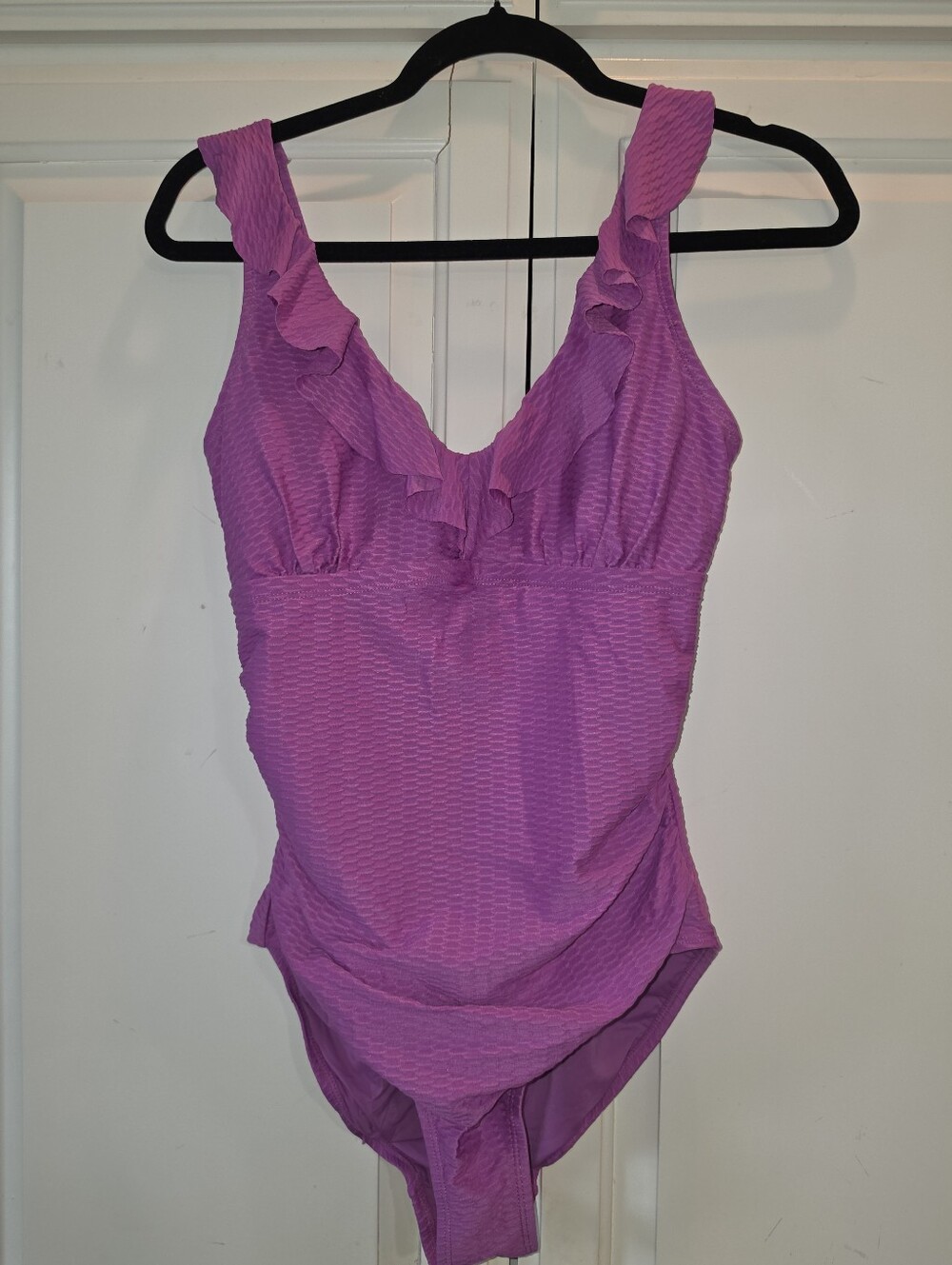 NipTuck Omega Ruffled One-Piece Swimsuit in Vibrant Orchid Size 8